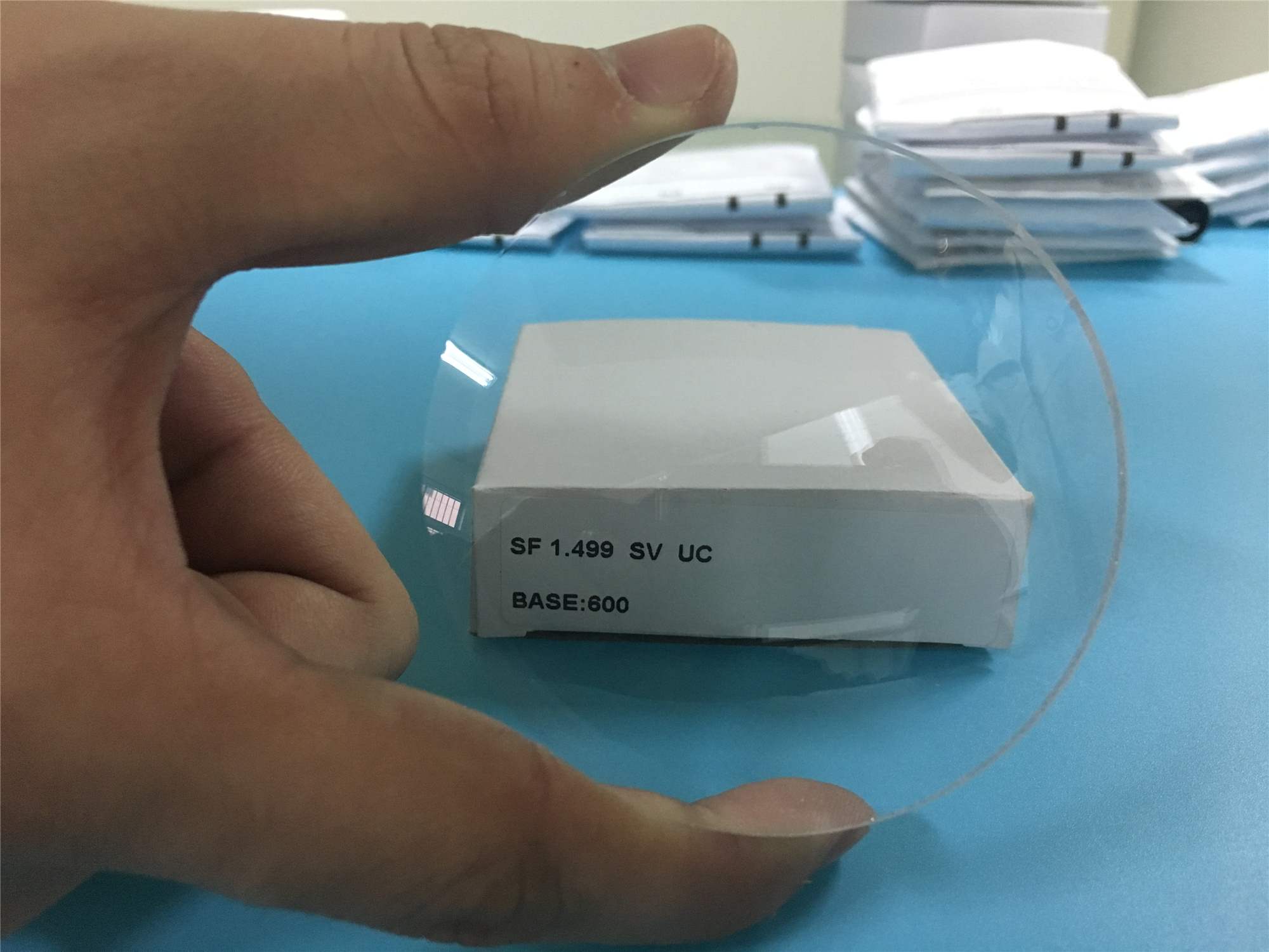 CR39 1.499 Uncoated Optical Blanks Single Vision 58 Abbe Value PPG